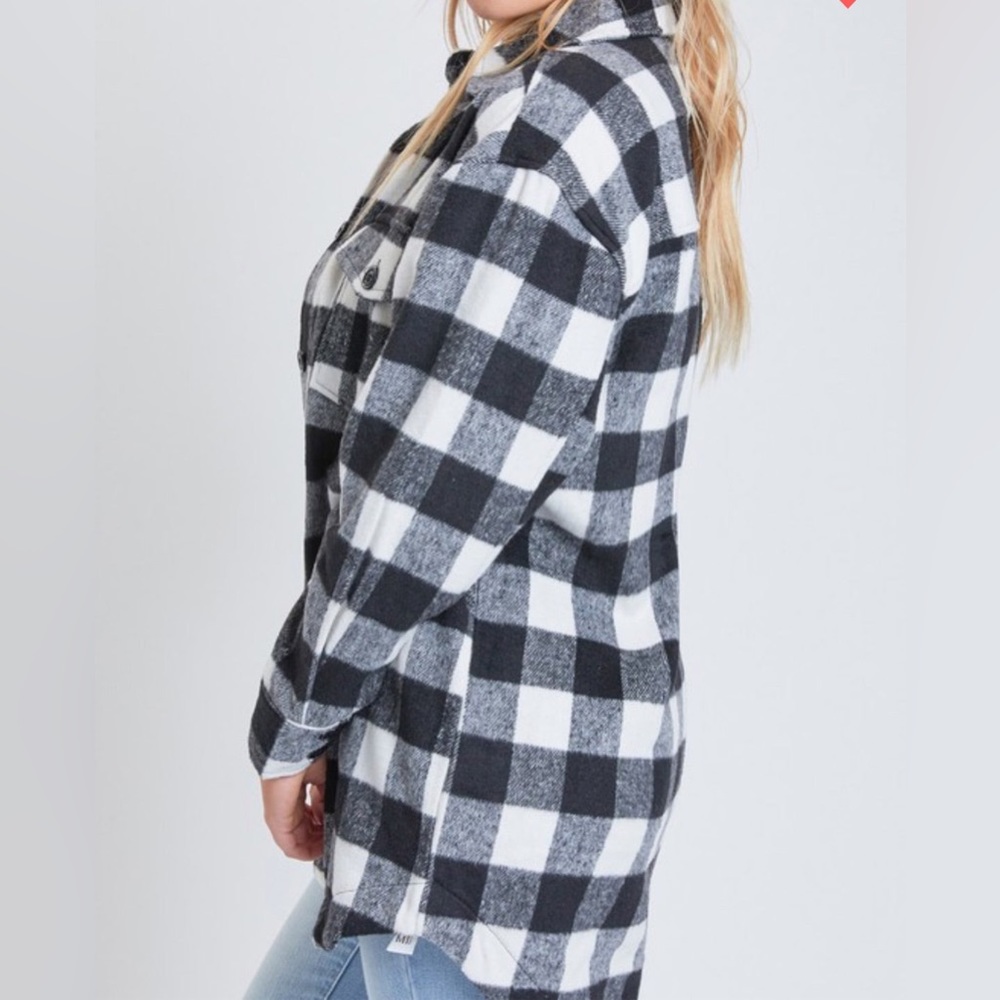 Lightweight shacket - Picture 8 of 9